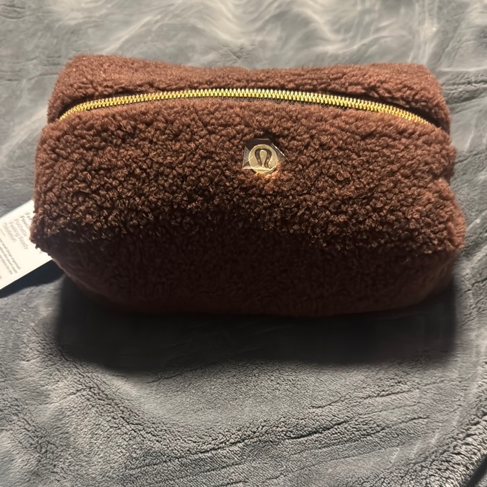 Lululemon Feeling Ready Fleece Pouch